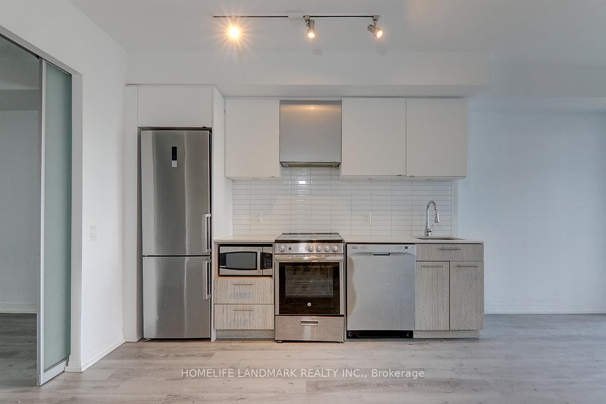 251 Jarvis Avenue Unit 1718 photo 6