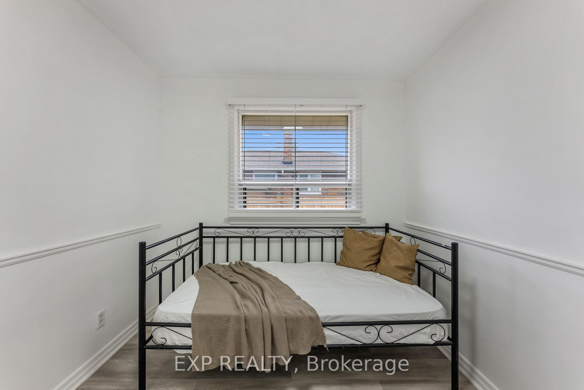 52 Southampton Drive photo 16