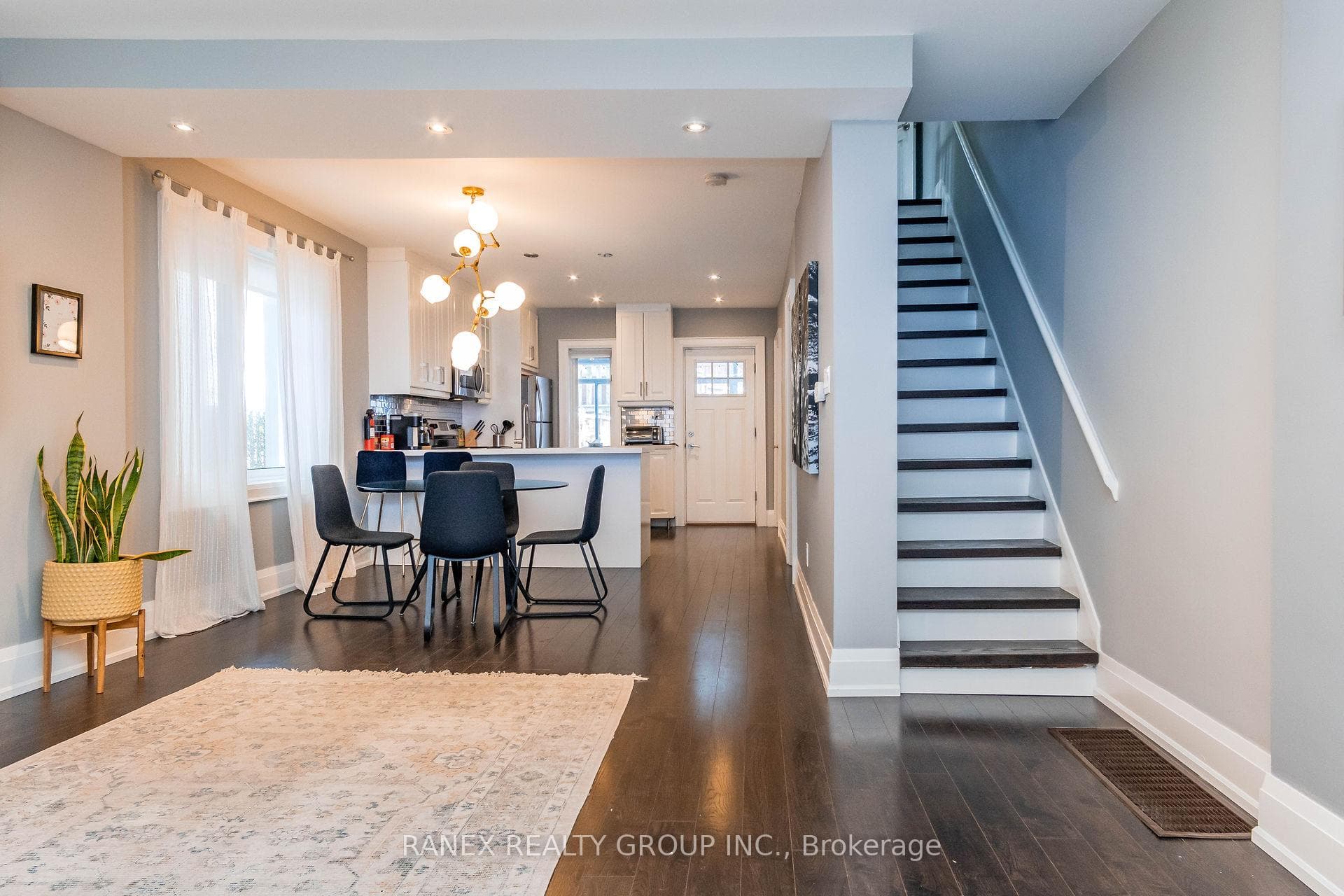 161 Indian Grove photo 4