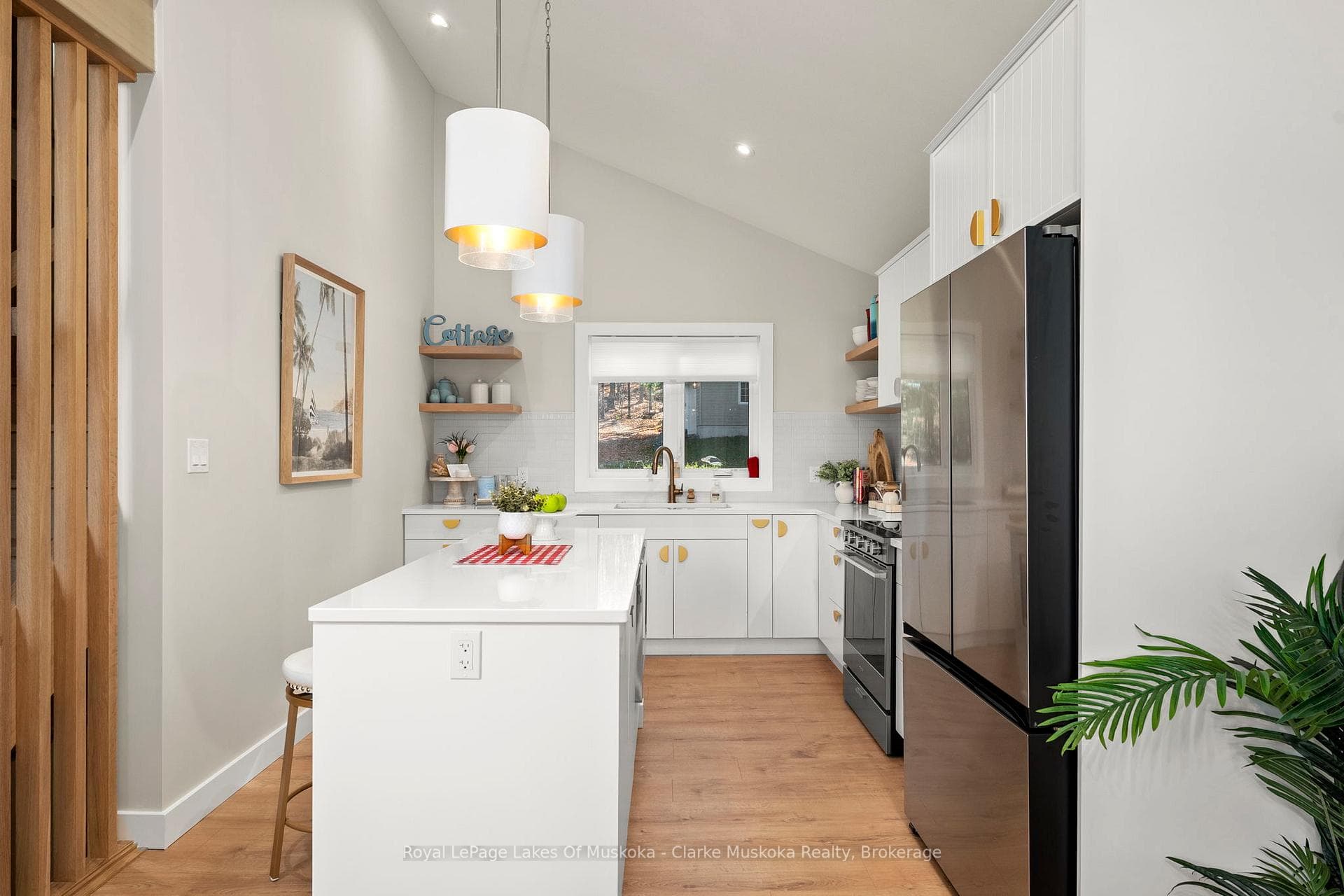 1172 Wilkinson Road photo 20