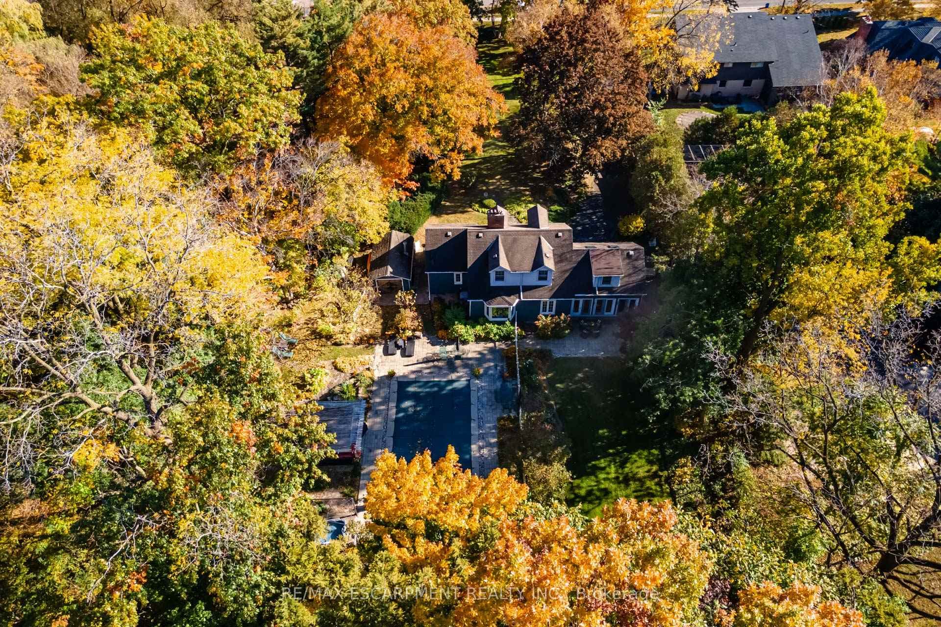 4271 Lakeshore Road photo 39