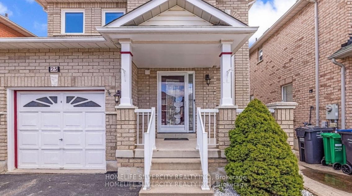 25 Oakmeadow Drive photo 2