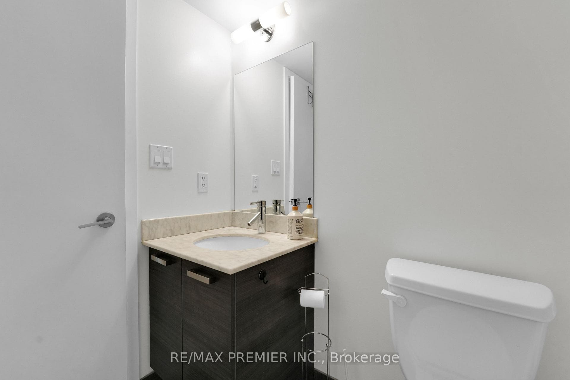 68 Abell Street Unit 343 photo 3