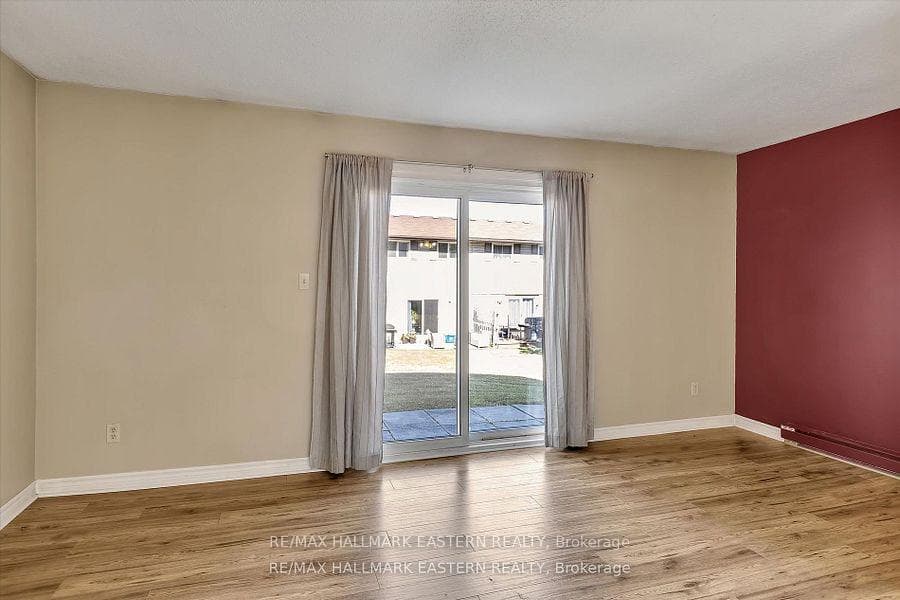 996 Sydenham Road Unit #67 photo 12
