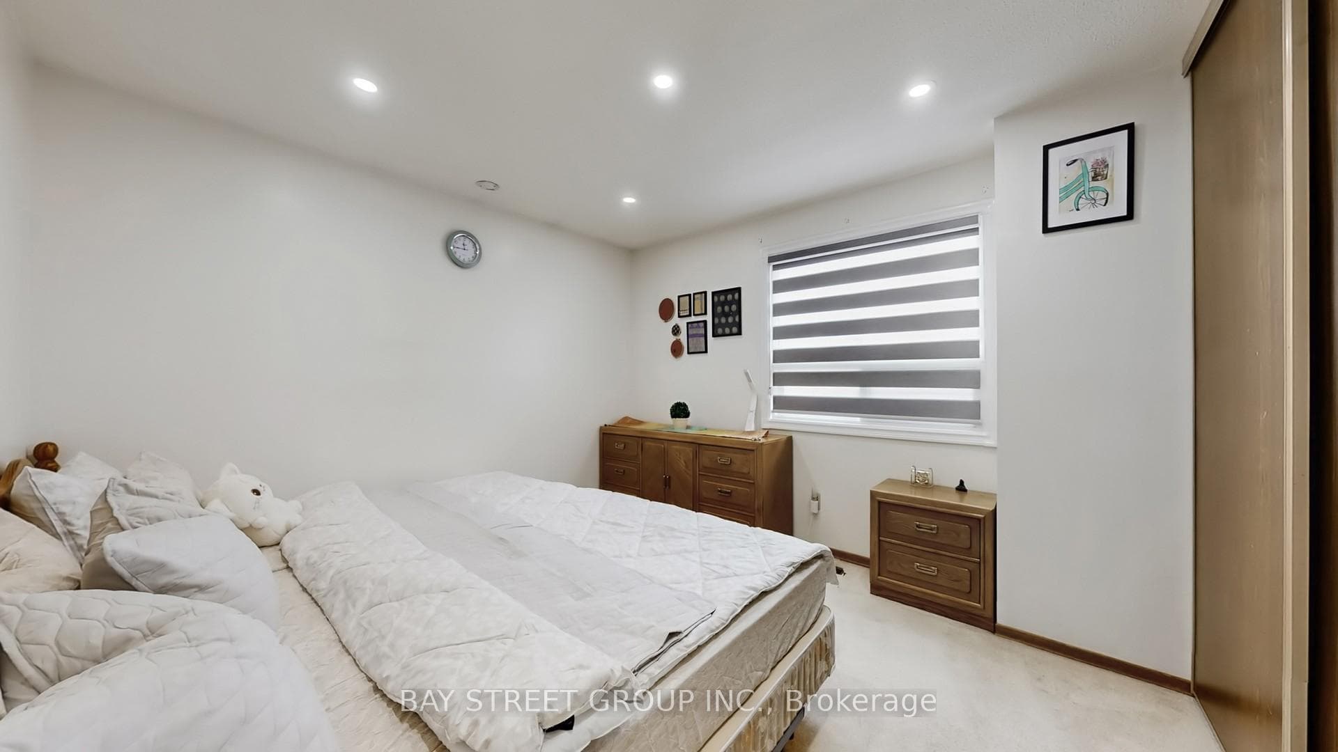20 Camberley Crescent photo 21