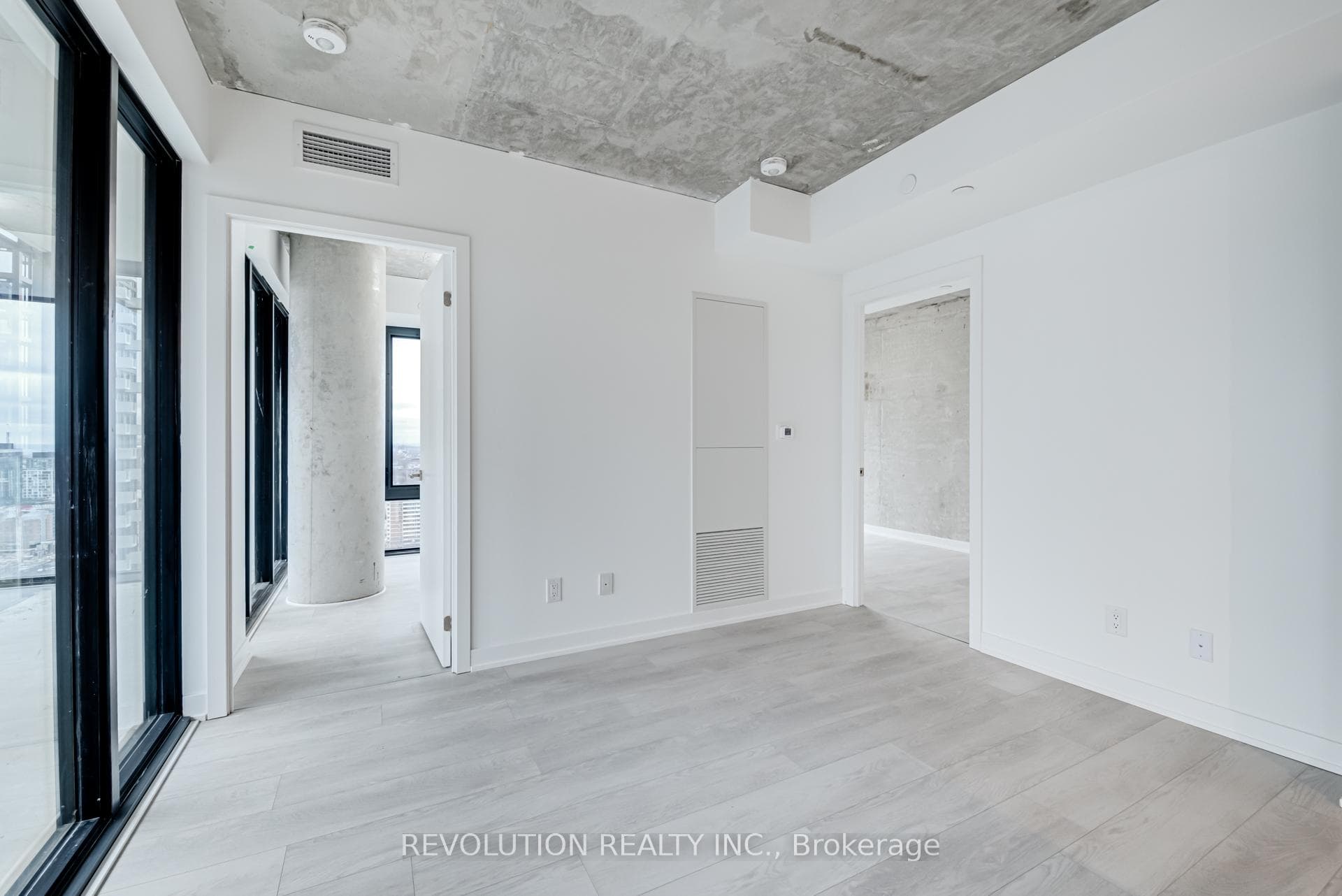 47 Mutual Street Unit 2605 photo 9