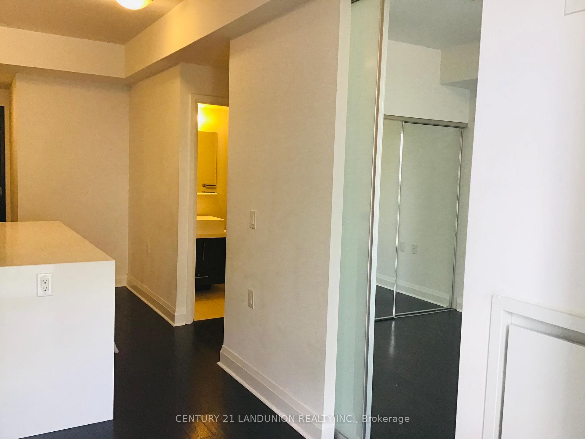 1080 Bay Street Unit 1101 photo 5
