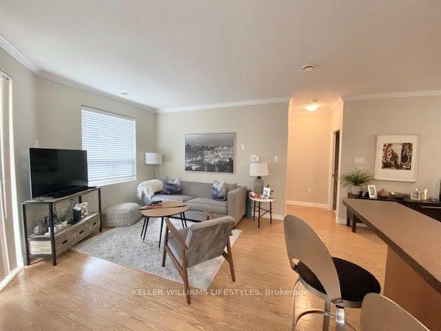435 Colborne Street Unit 202 photo 8