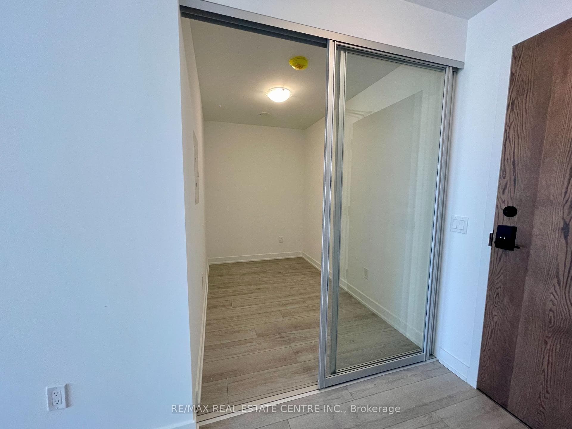 1035 Southdown Road Unit 1606 photo 26