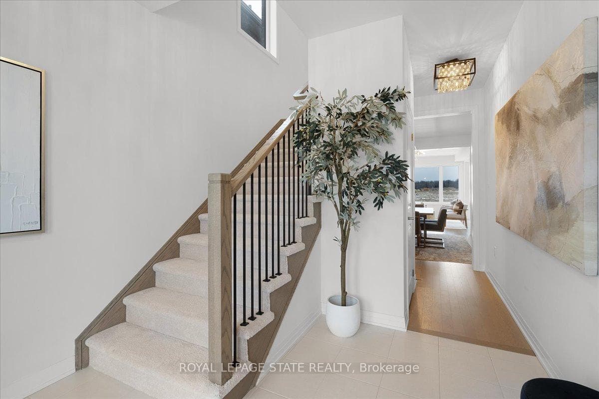 628 Windwood Drive photo 4
