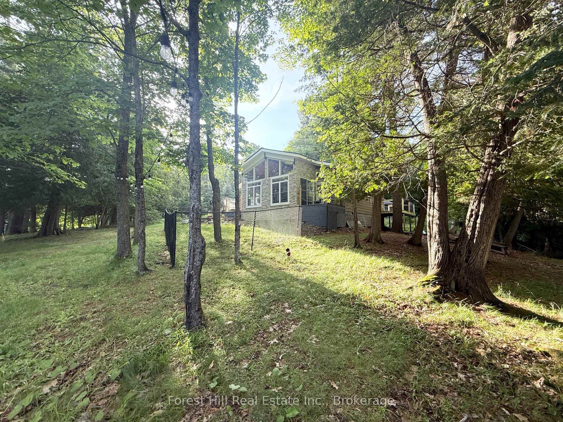 935 Limberlost Road photo 7
