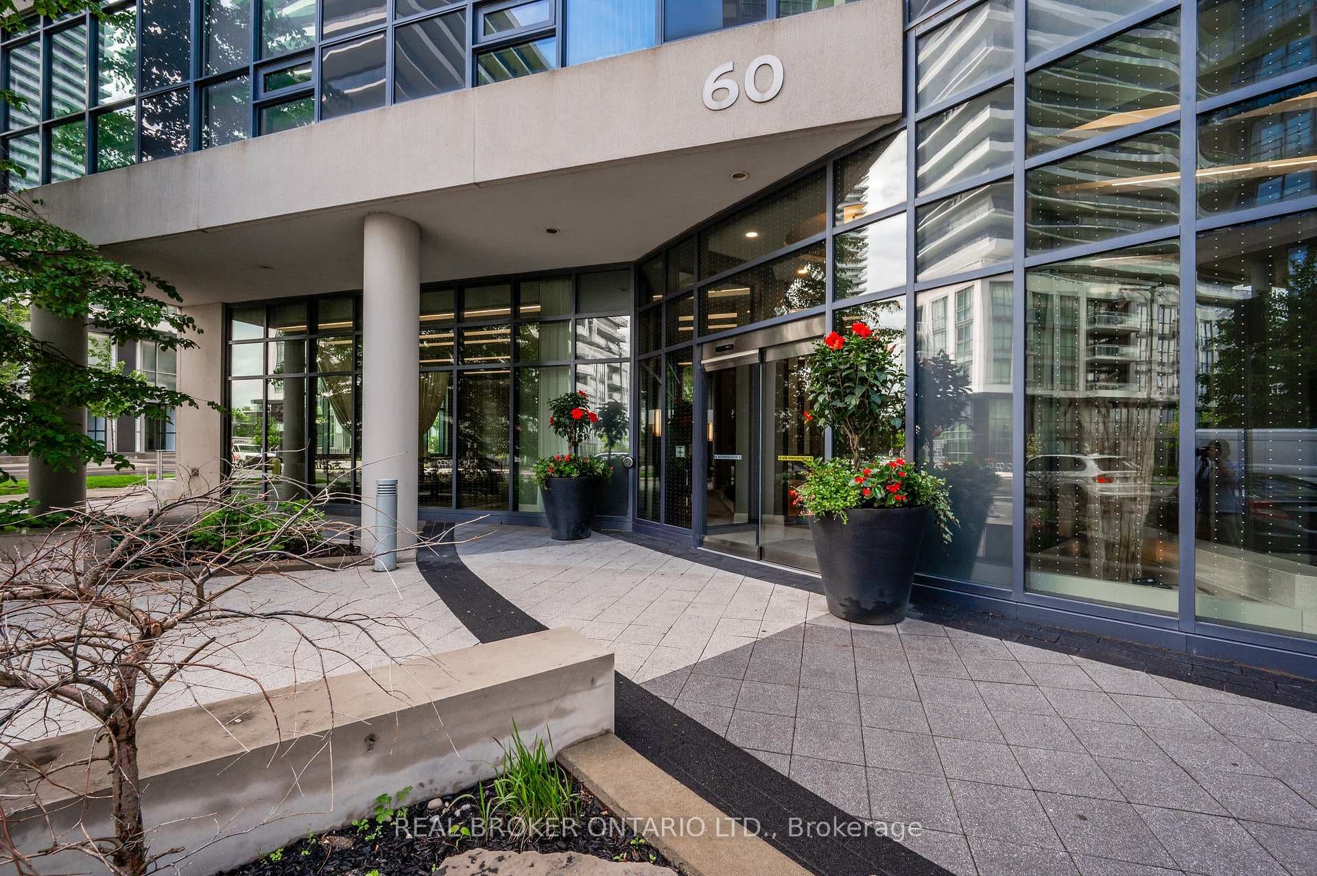 60 Annie Craig Drive Unit 708 photo 12