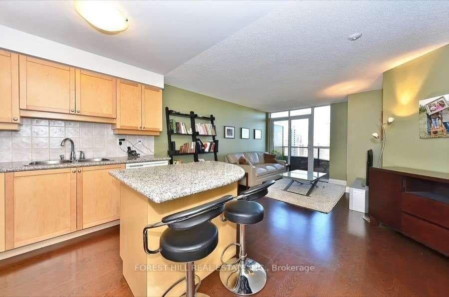 78 Harrison Garden Boulevard Unit 2101 photo 8