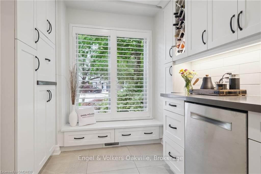 1162 KLARECROFT Way Unit 34 photo 8