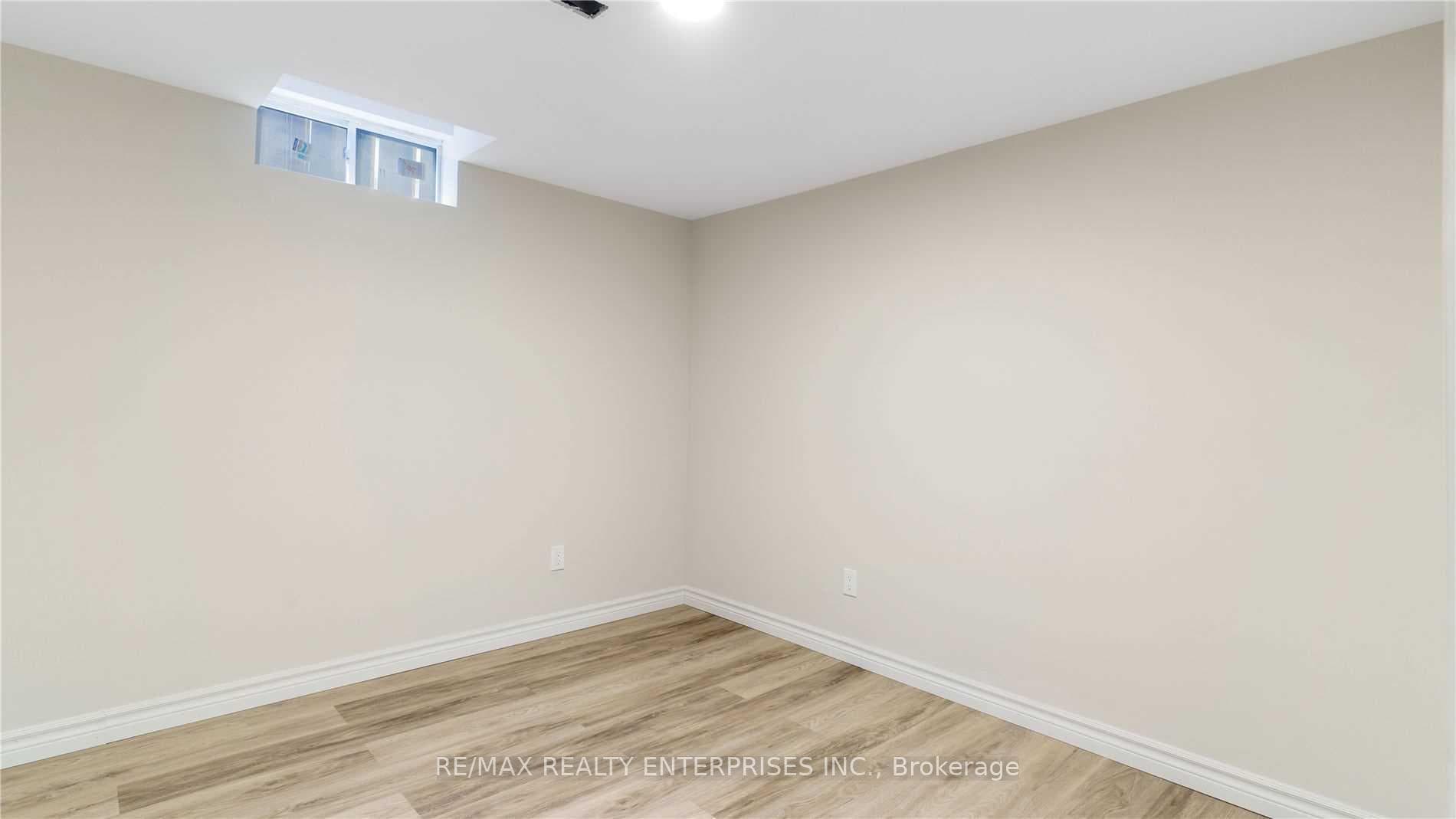 1117 Venus Crescent photo 14