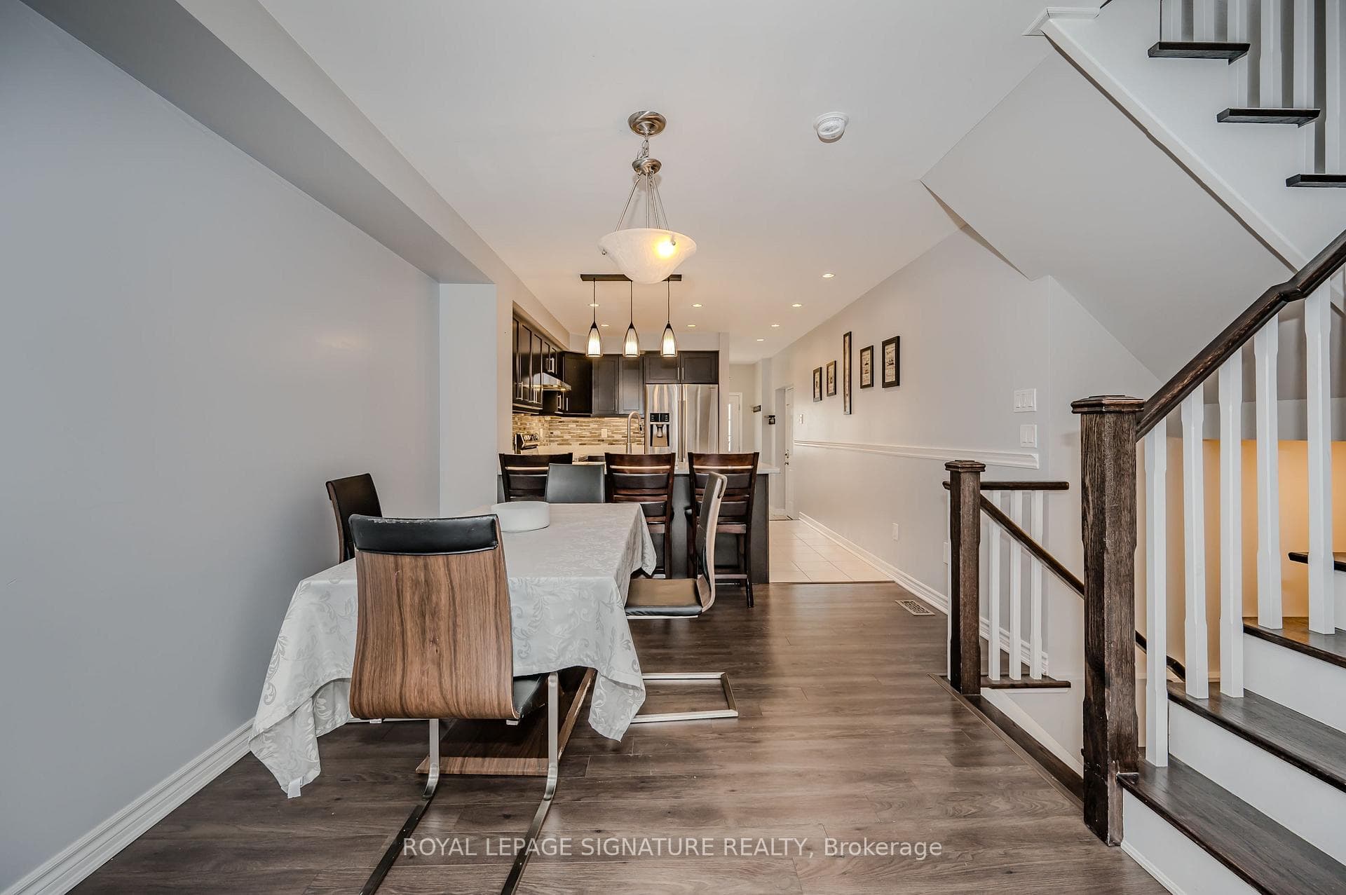 12 Leblanc Crescent photo 8