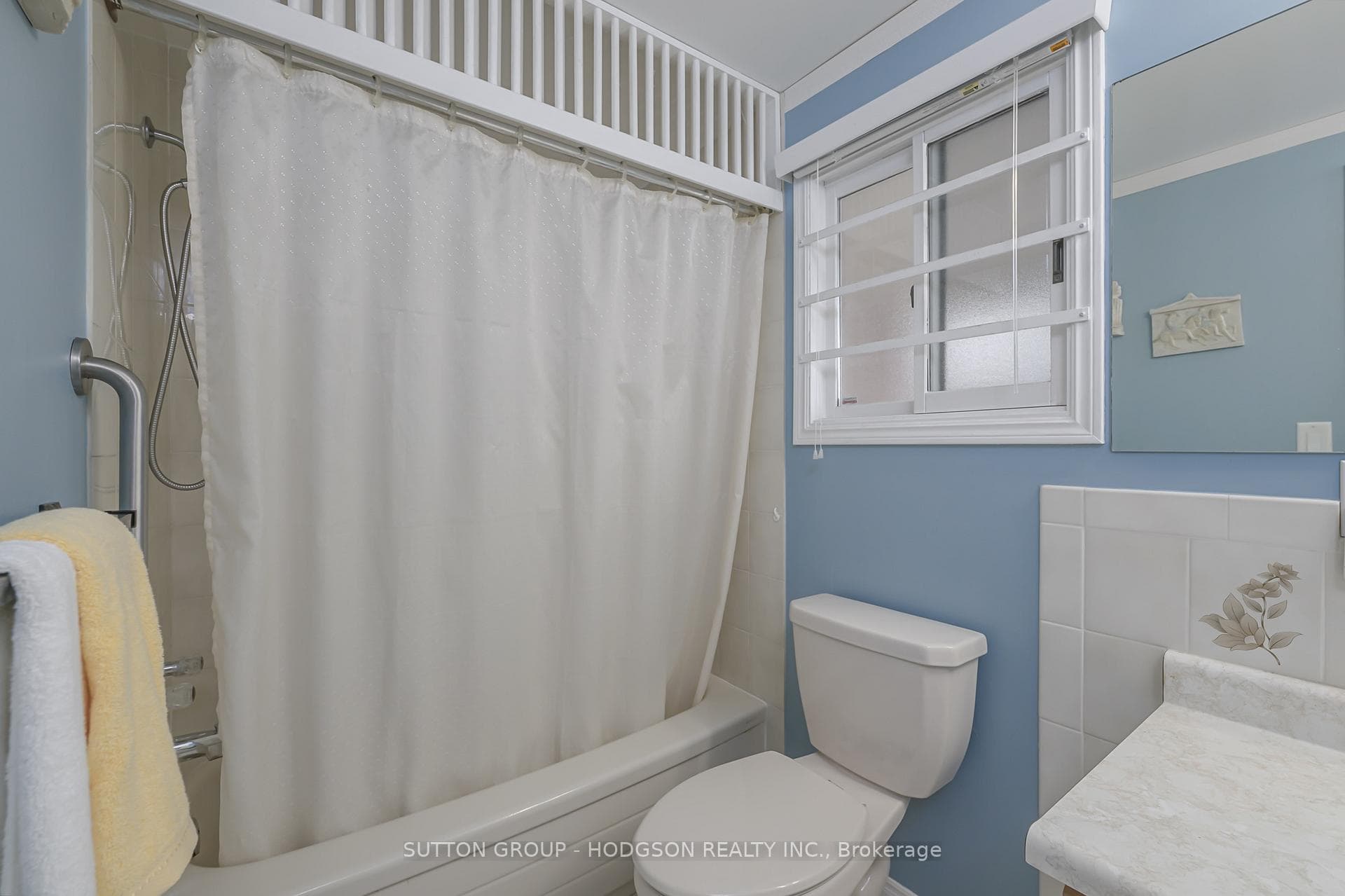 1159 Aldersbrook Road photo 16