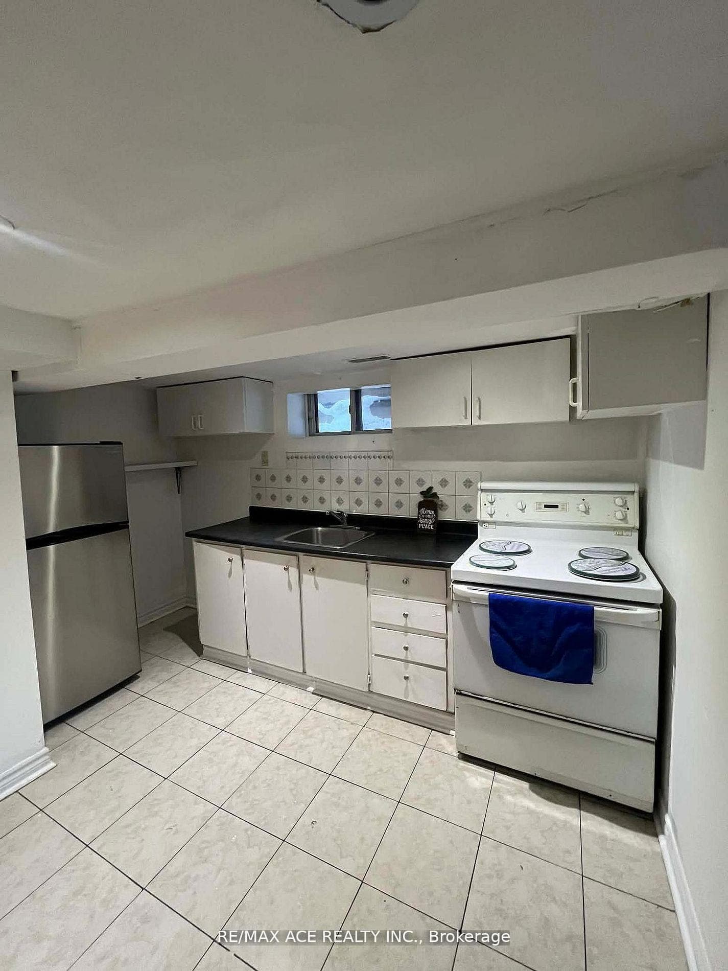 12 Mahoney Avenue photo 15