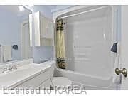 437 LAURA Avenue Unit B photo 10