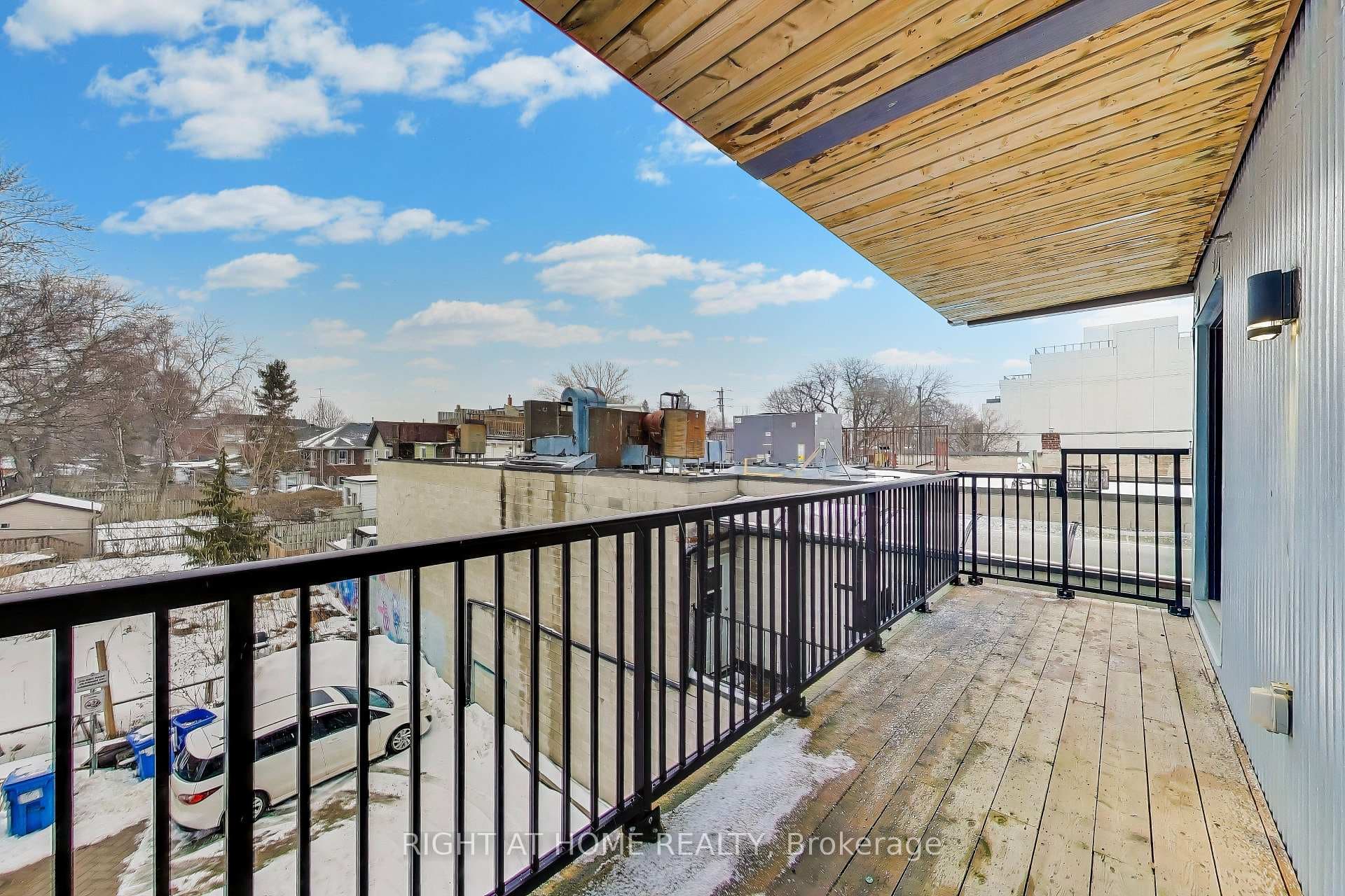 1604 Queen Street Unit 301 photo 17