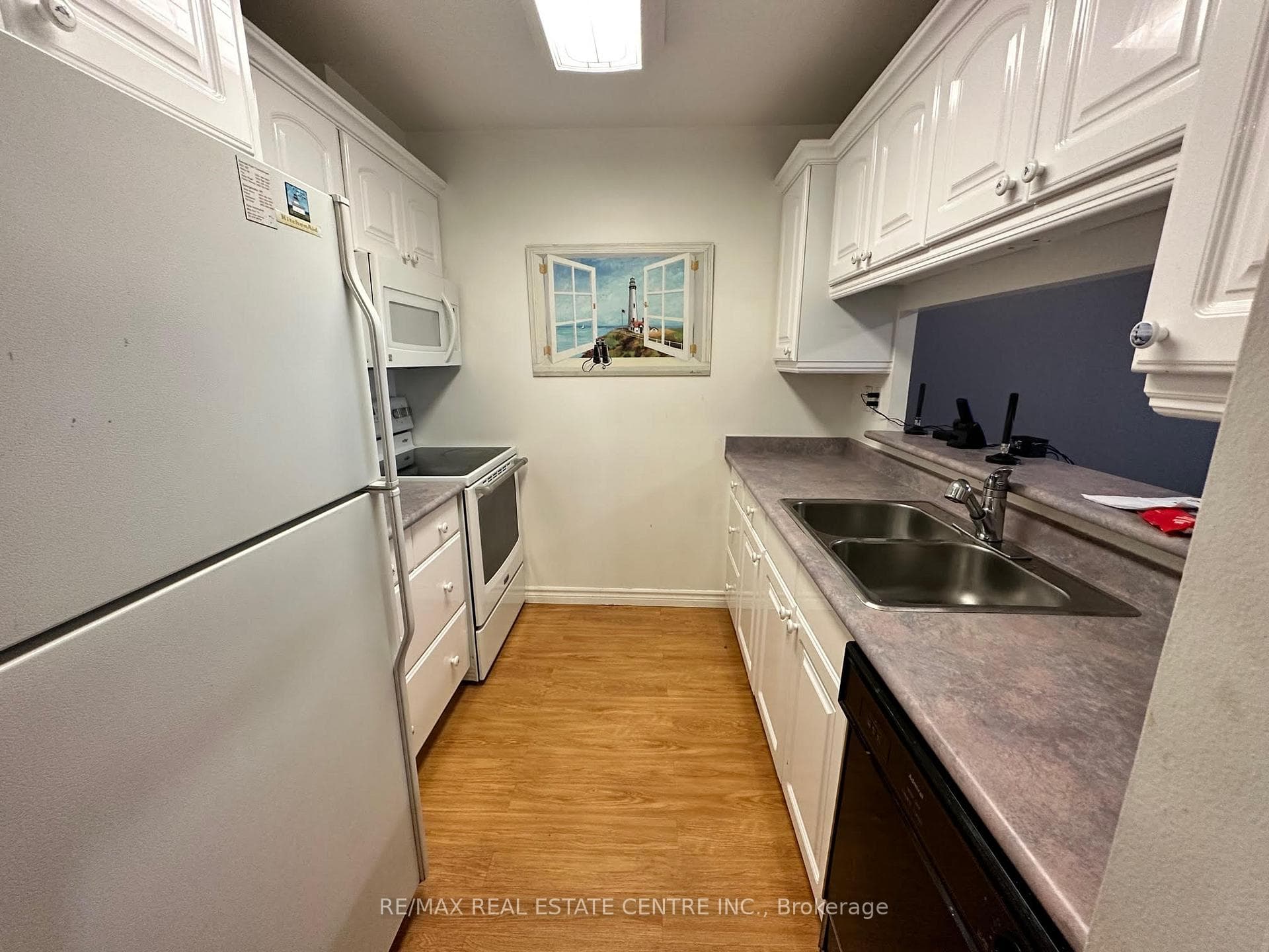 1665 Pickering Parkway Unit PH812 photo 5