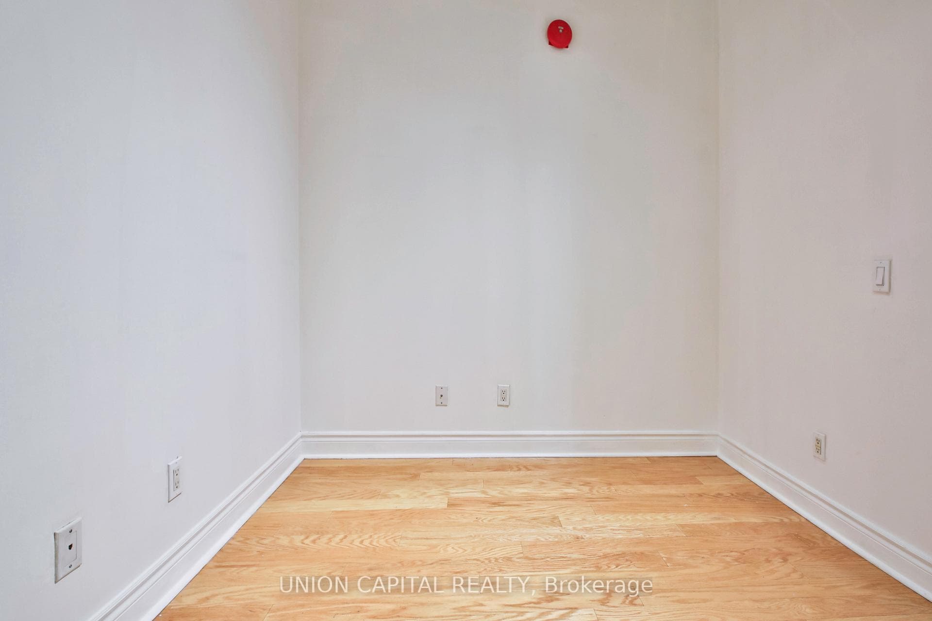 71 Mccaul Street Unit 143 photo 19