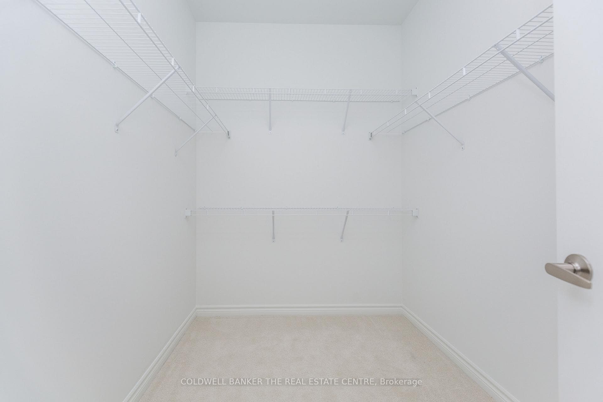 Walk in closet