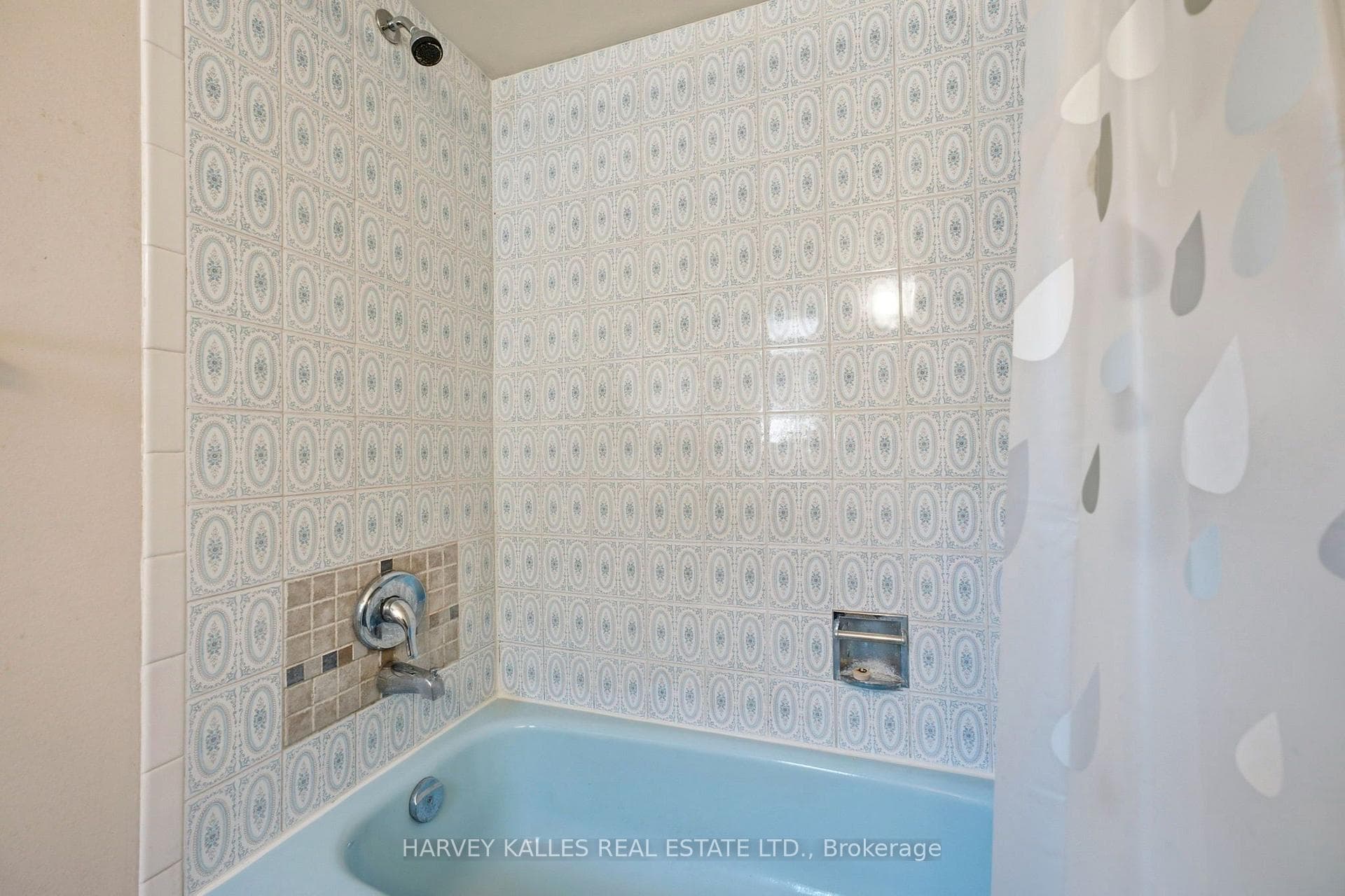 39 Newington Crescent photo 29