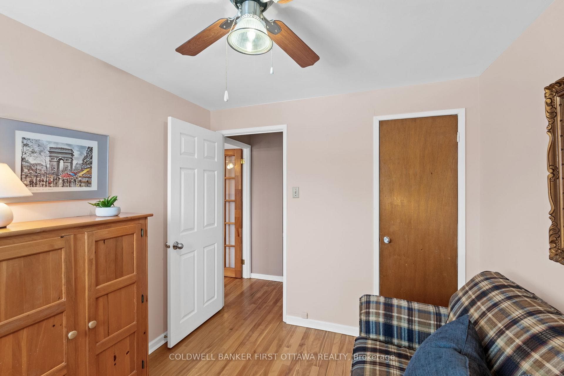 770 Trojan Avenue photo 16