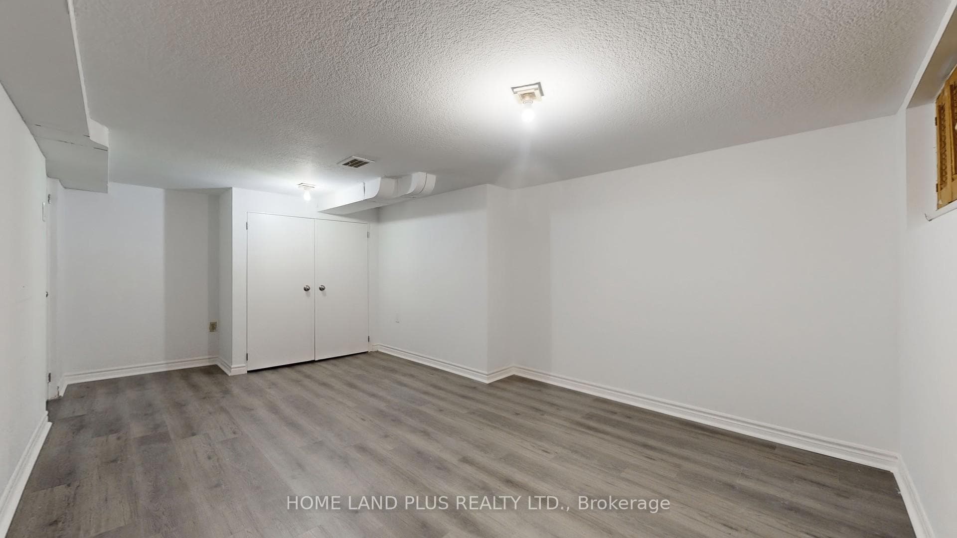 257 Joicey Boulevard photo 30