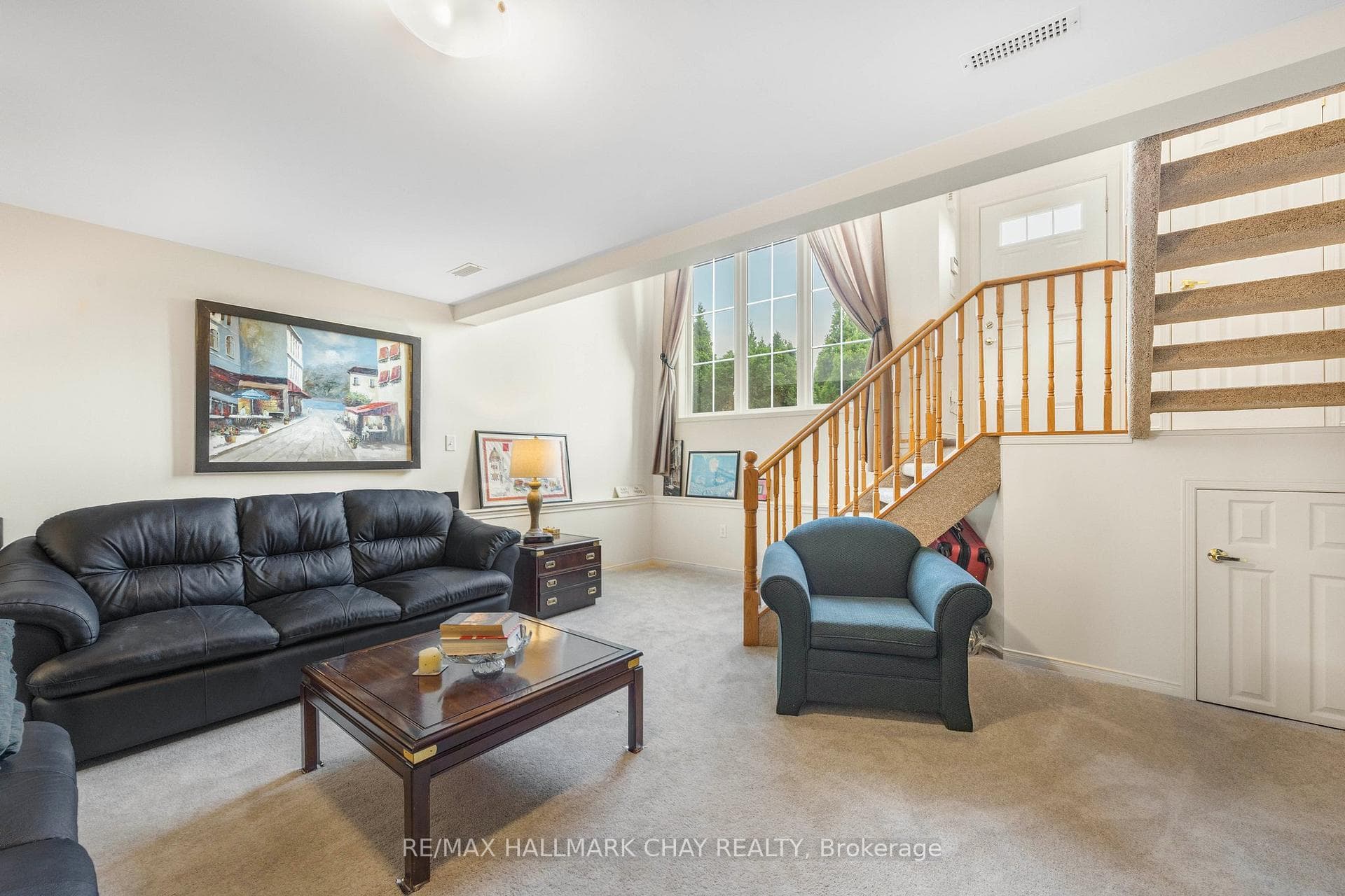 24 Majesty Boulevard photo 10