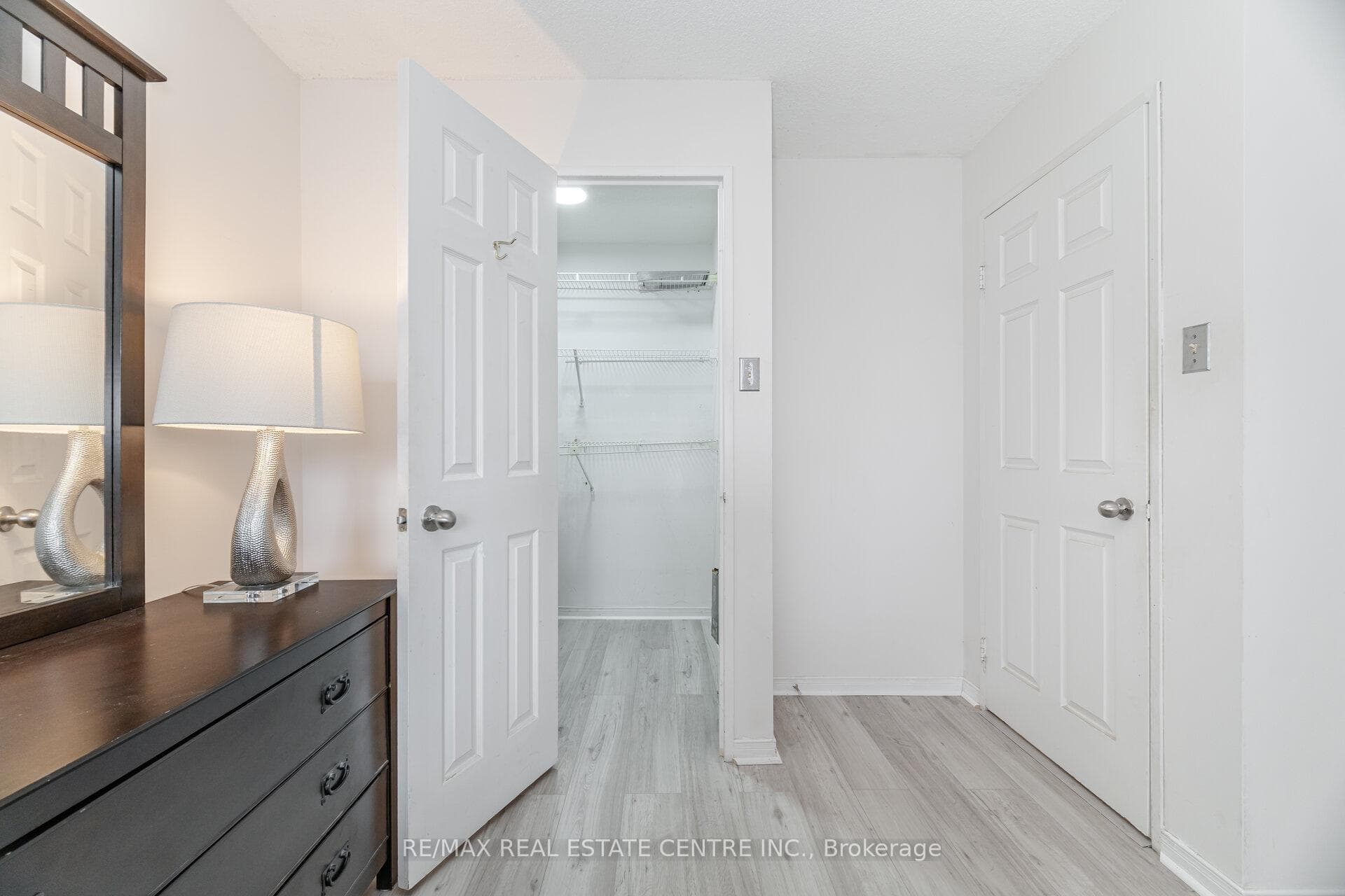 1111 Bough Beeches Boulevard Unit 103 photo 27