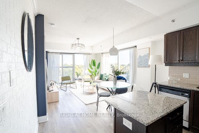 701 Sheppard Avenue Unit 512 photo 25