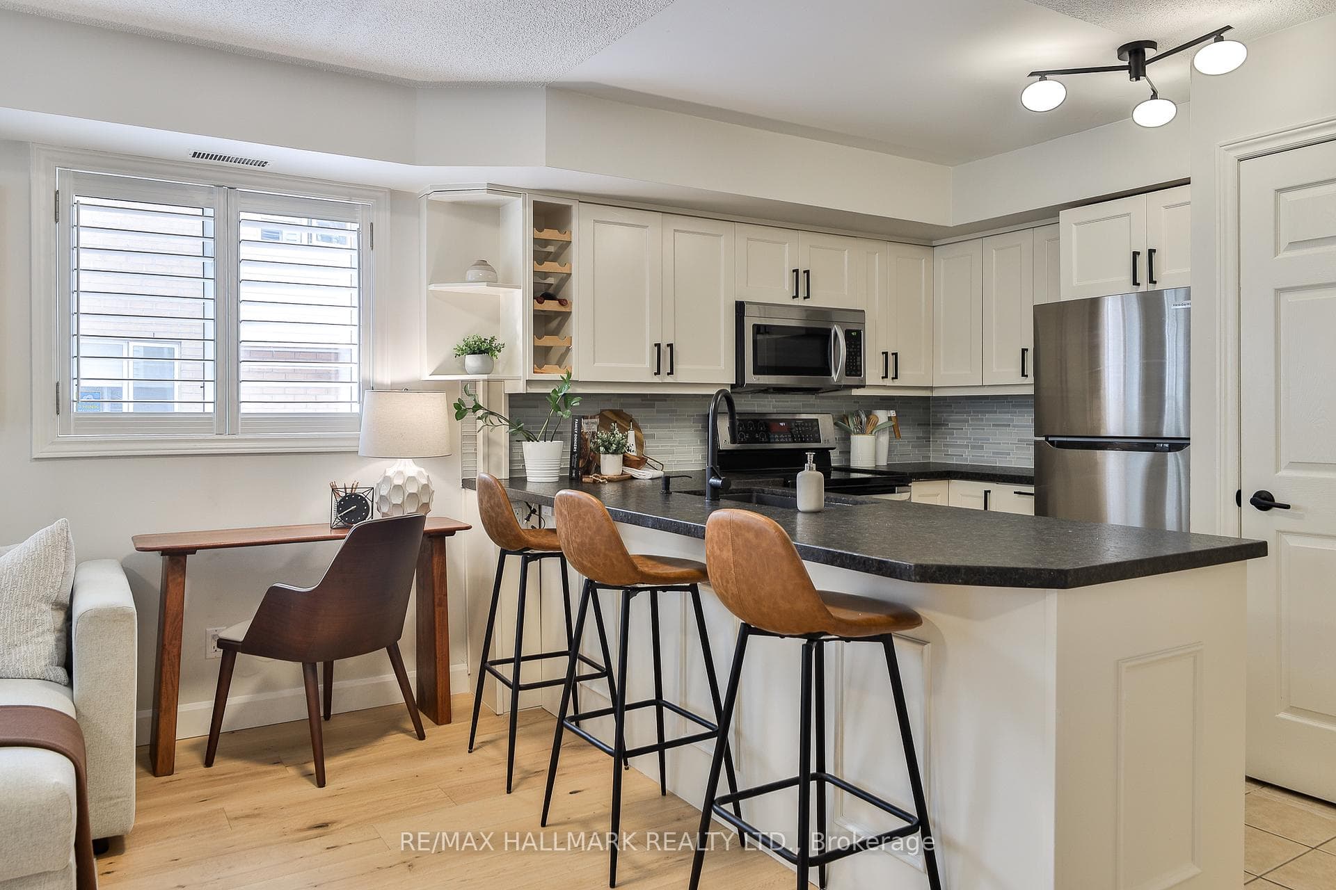 208 Niagara Street Unit 59 photo 8
