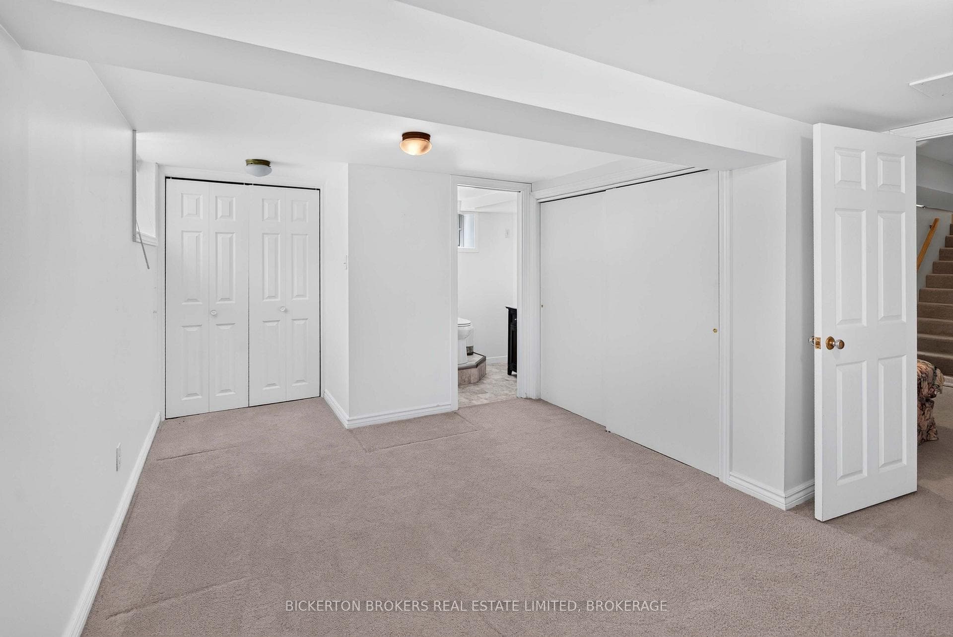 154 Eden Grove Road photo 38