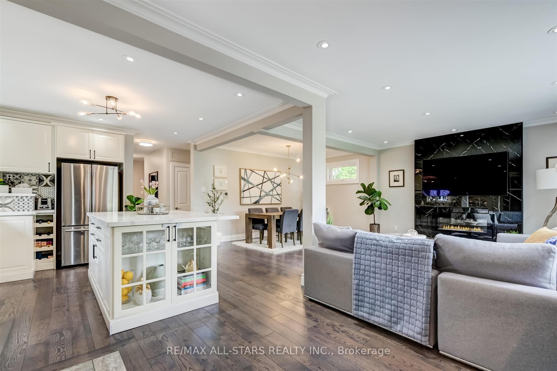 23 Duncairn Drive photo 4