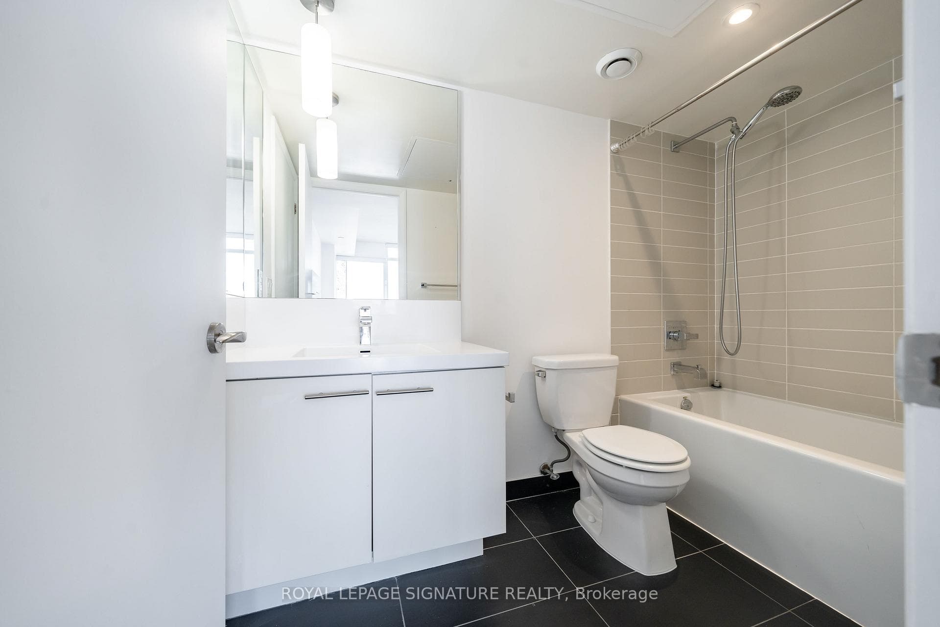 5 Valhalla Inn Road Unit 1208 photo 6