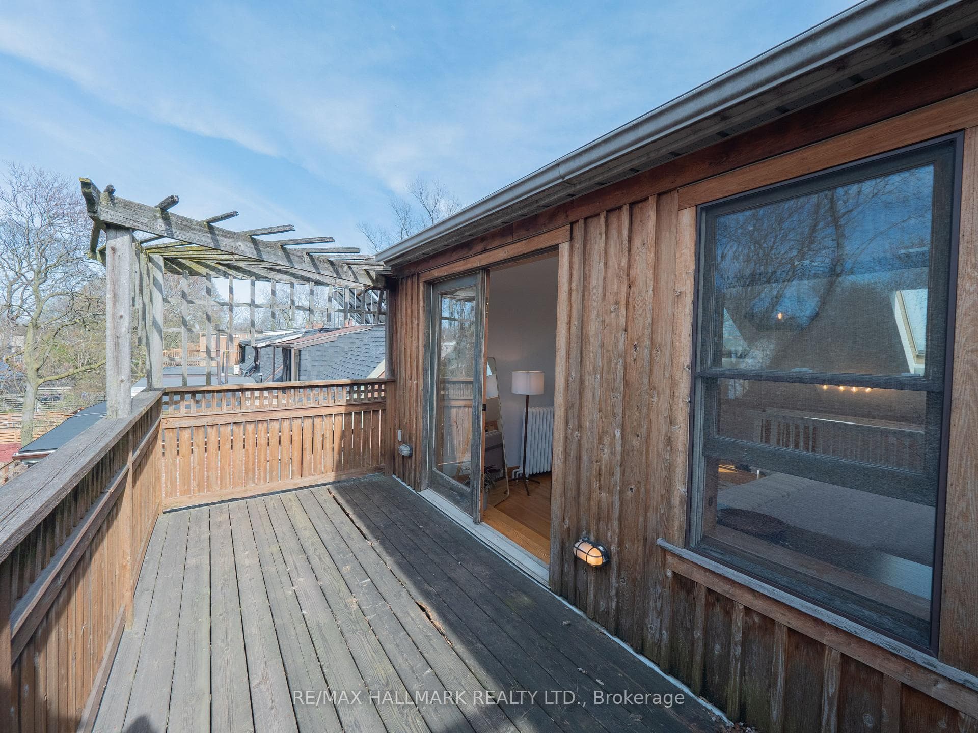 68 Victor Avenue photo 25