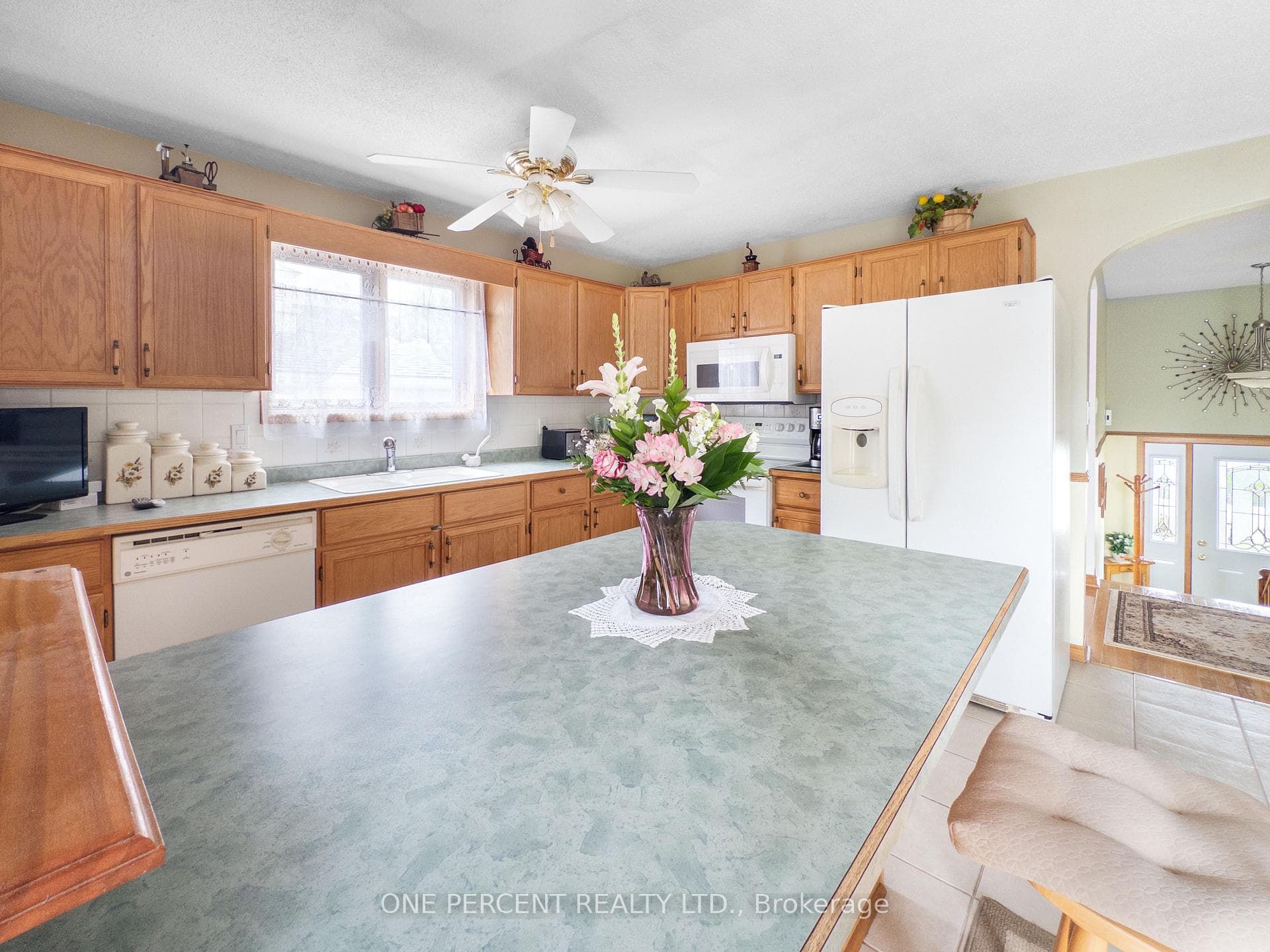25 Loraine Avenue photo 9