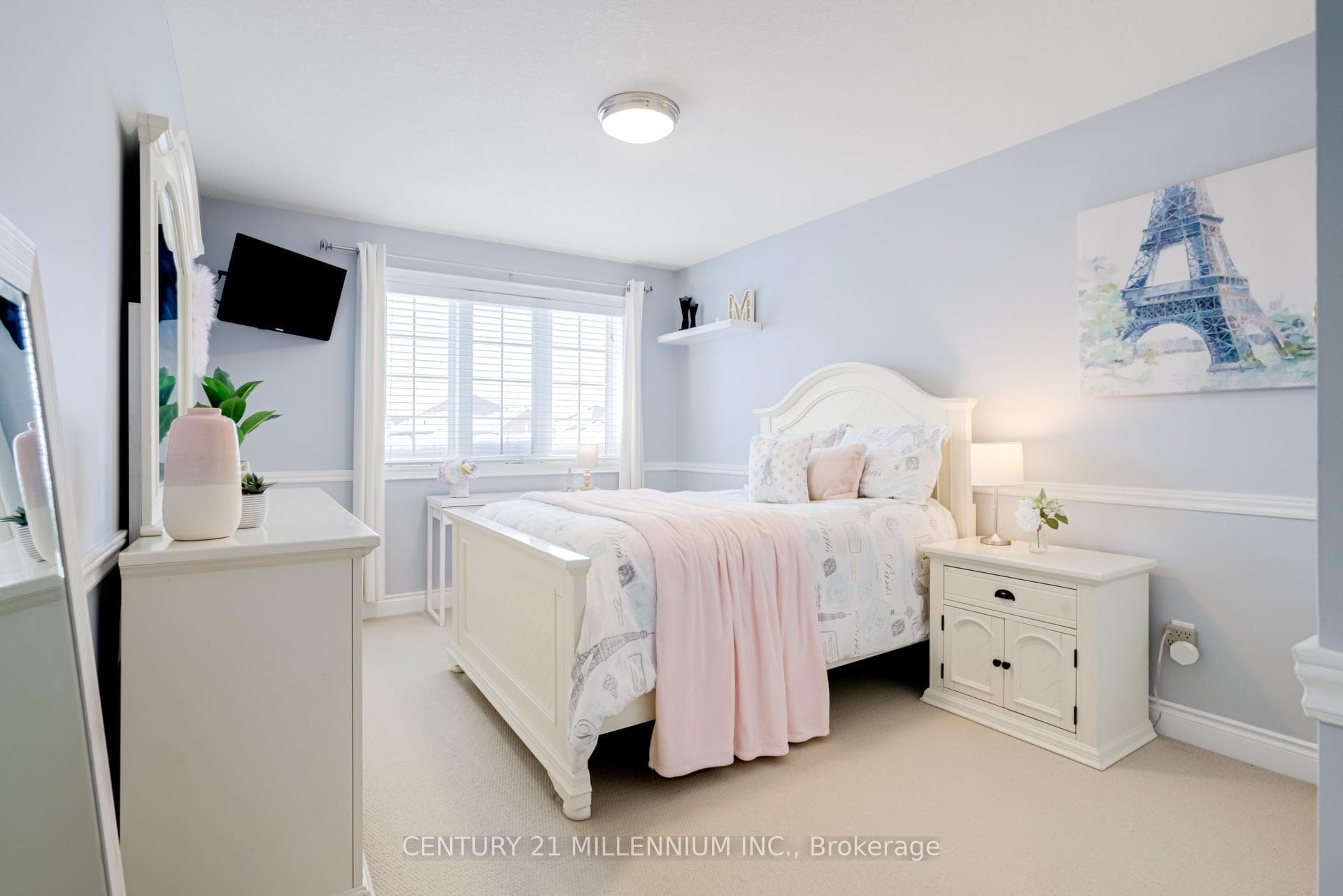 14 James Arnott Crescent photo 25