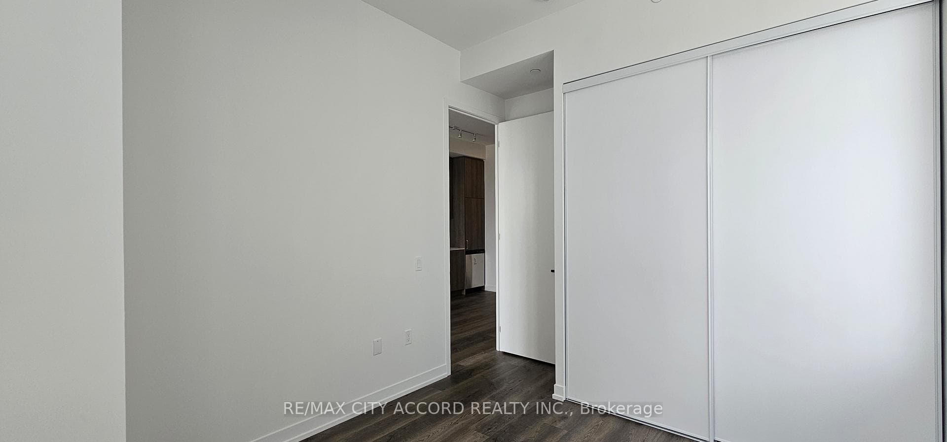 195 Commerce Street Unit 101 photo 8