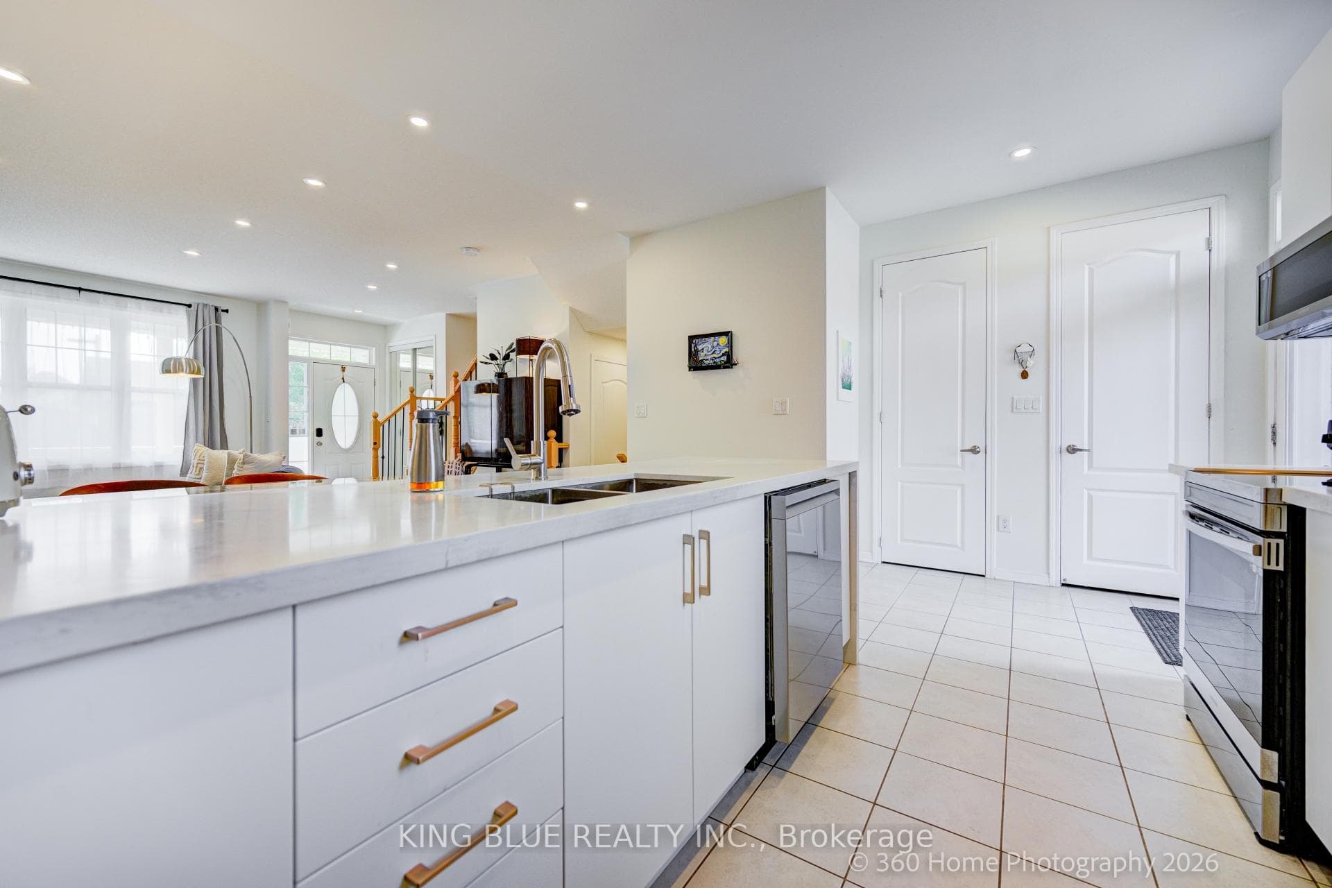 60 Terry Fox Street photo 12