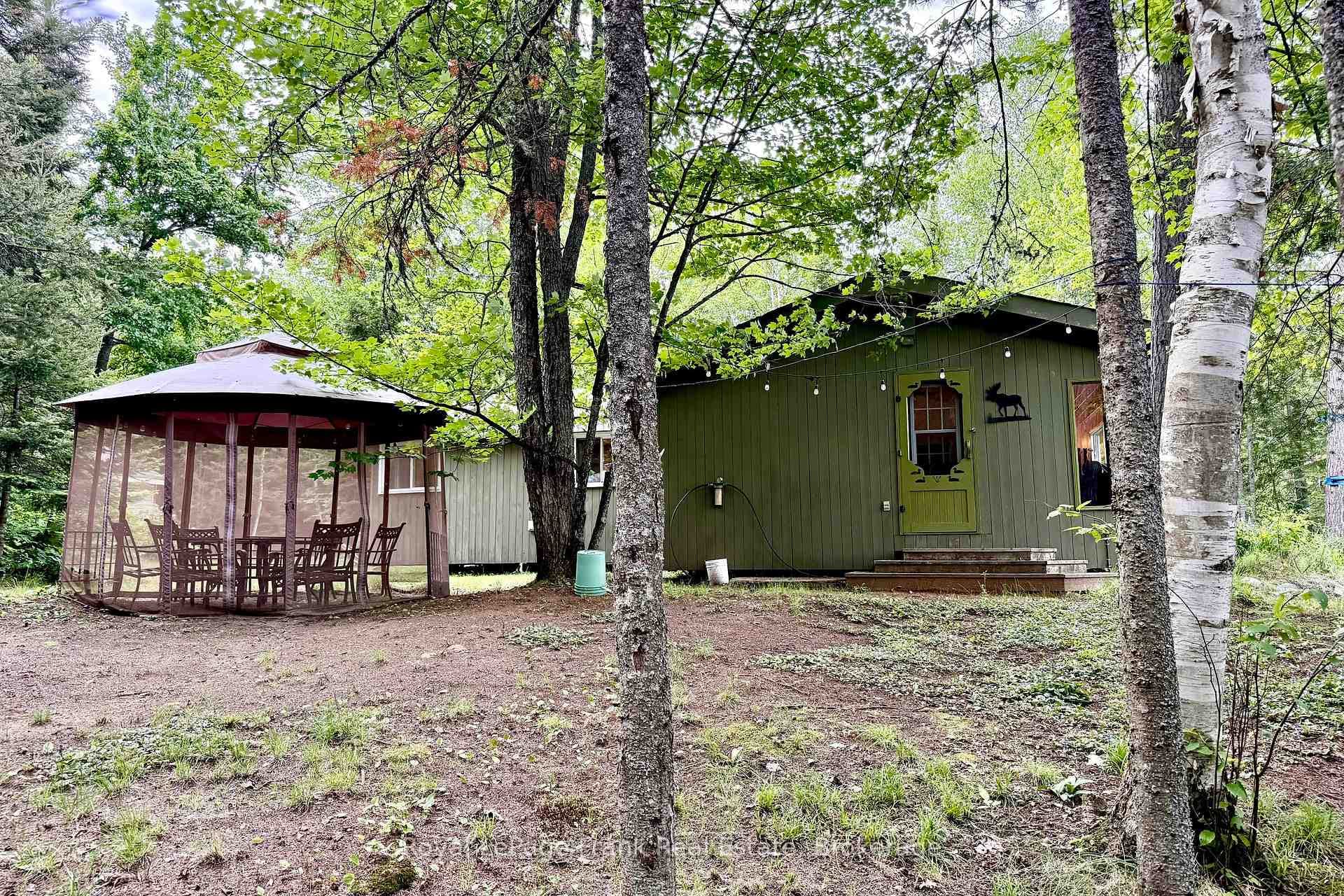 554A South McKenzie Lake Road photo 37