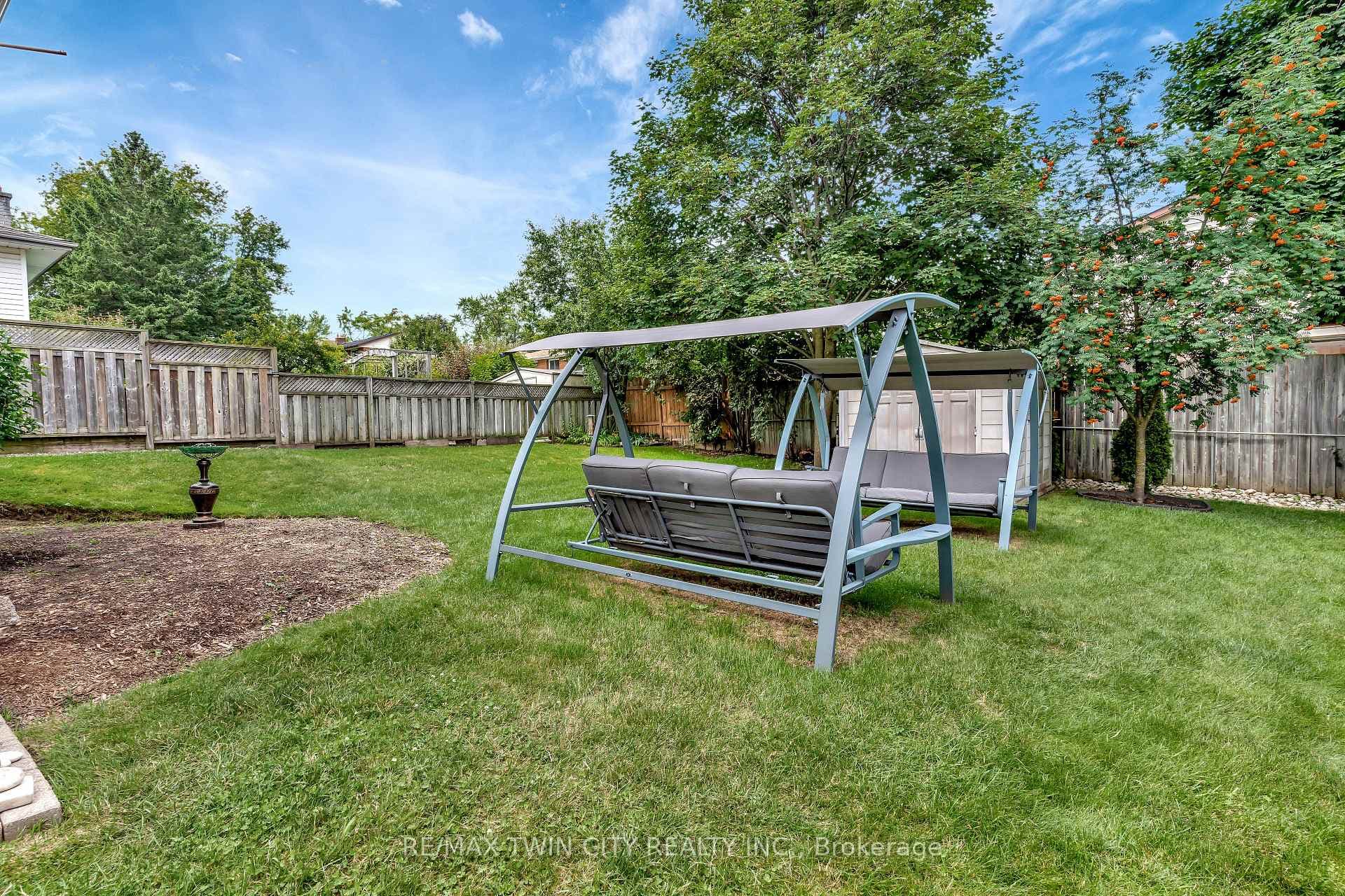 12 Furness Drive photo 26
