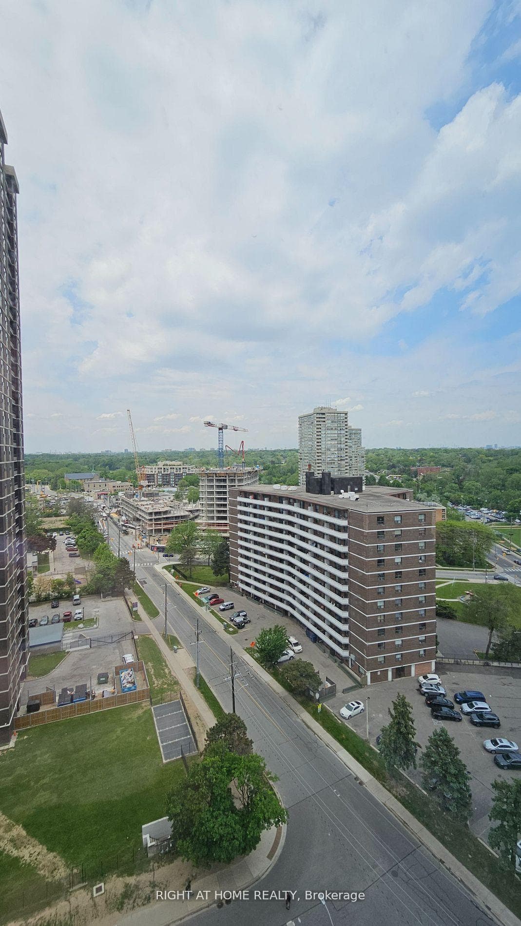5 Mabelle Avenue Unit 1534 photo 13