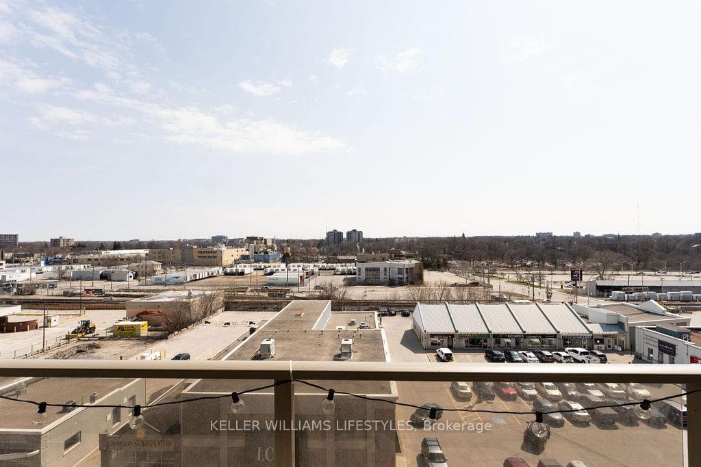 330 RIDOUT Street Unit 804 photo 19