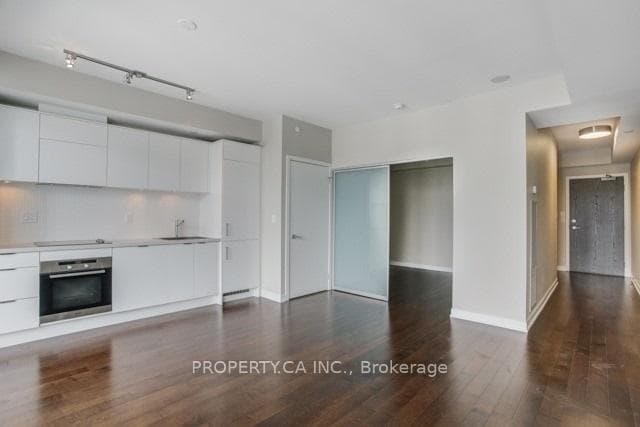 21 Widmer Street Unit 3205 photo 5