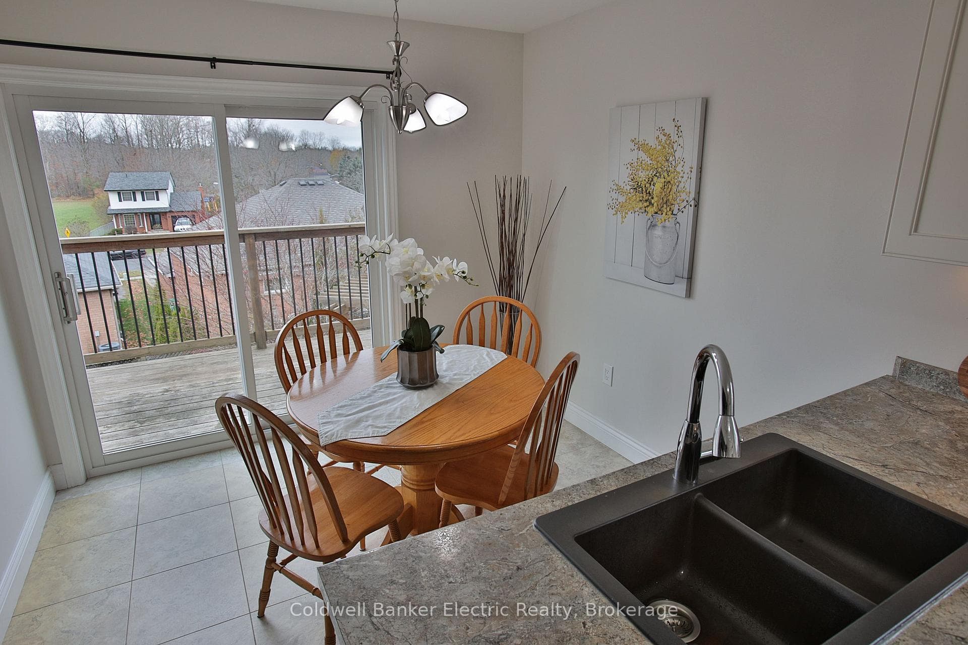 1830 Stratton Avenue photo 13