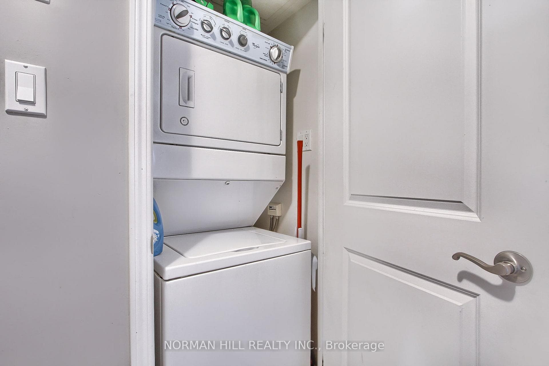 872 Sheppard Avenue Unit 602 photo 26