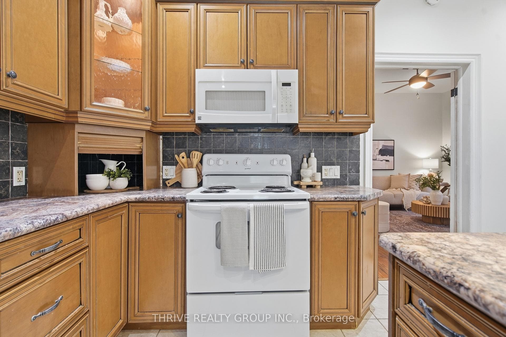 152 Ross Street photo 10